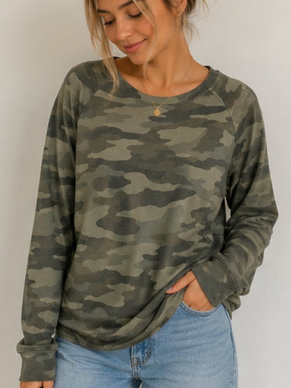 So medium camo fuzzy longsleeve sleep shirt